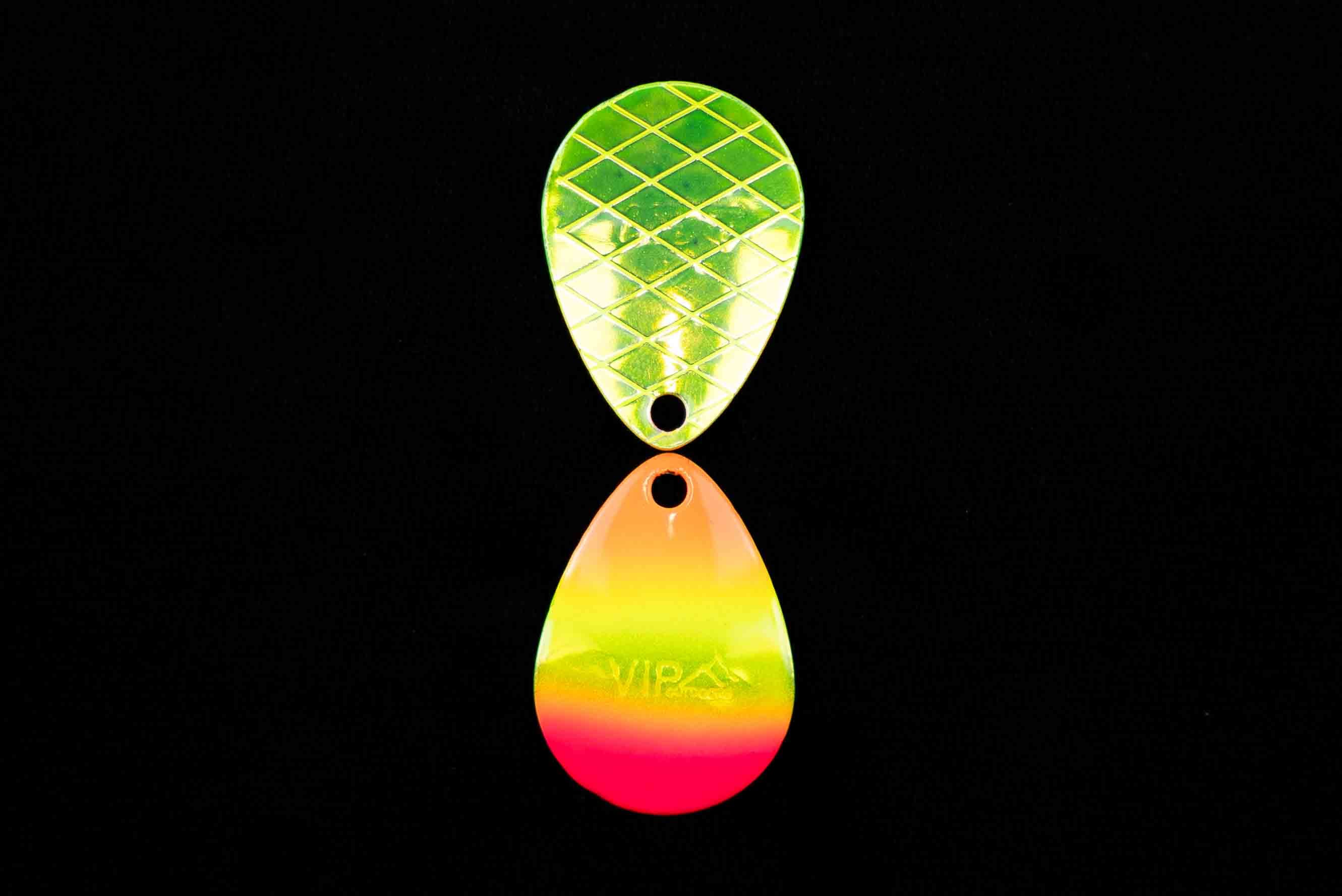 #3.5 BV Deep Cup "Candy Pink TR" Spinner Blade (Single Blade)