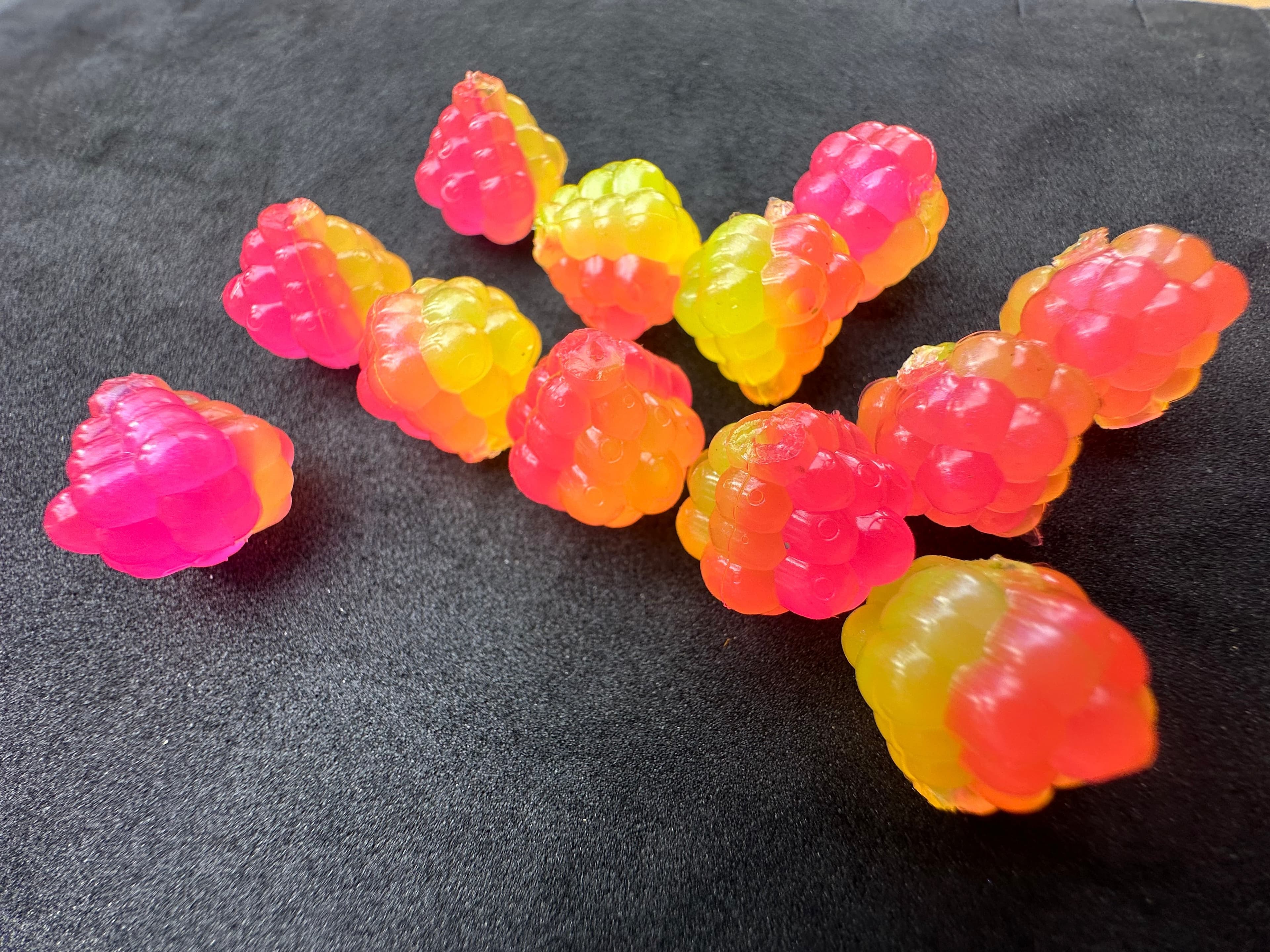 VIP Outdoors Soft Cluster "Happy Clown" 15mm - 10pack
