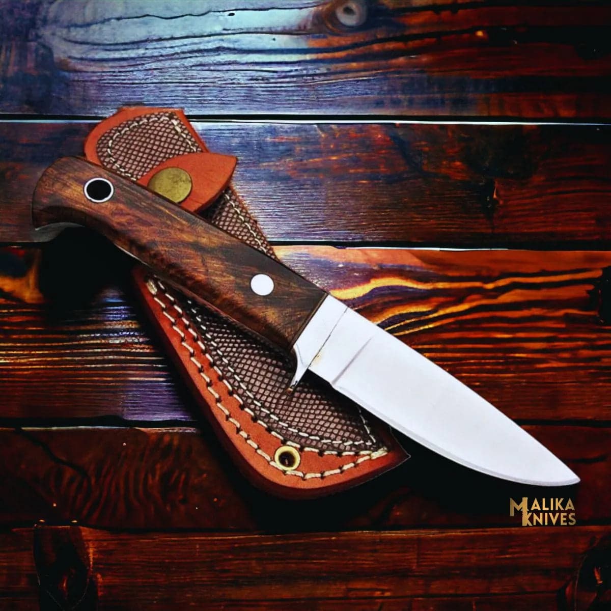 Compact D2 Hunting Knife Rosewood Handle SS Guard