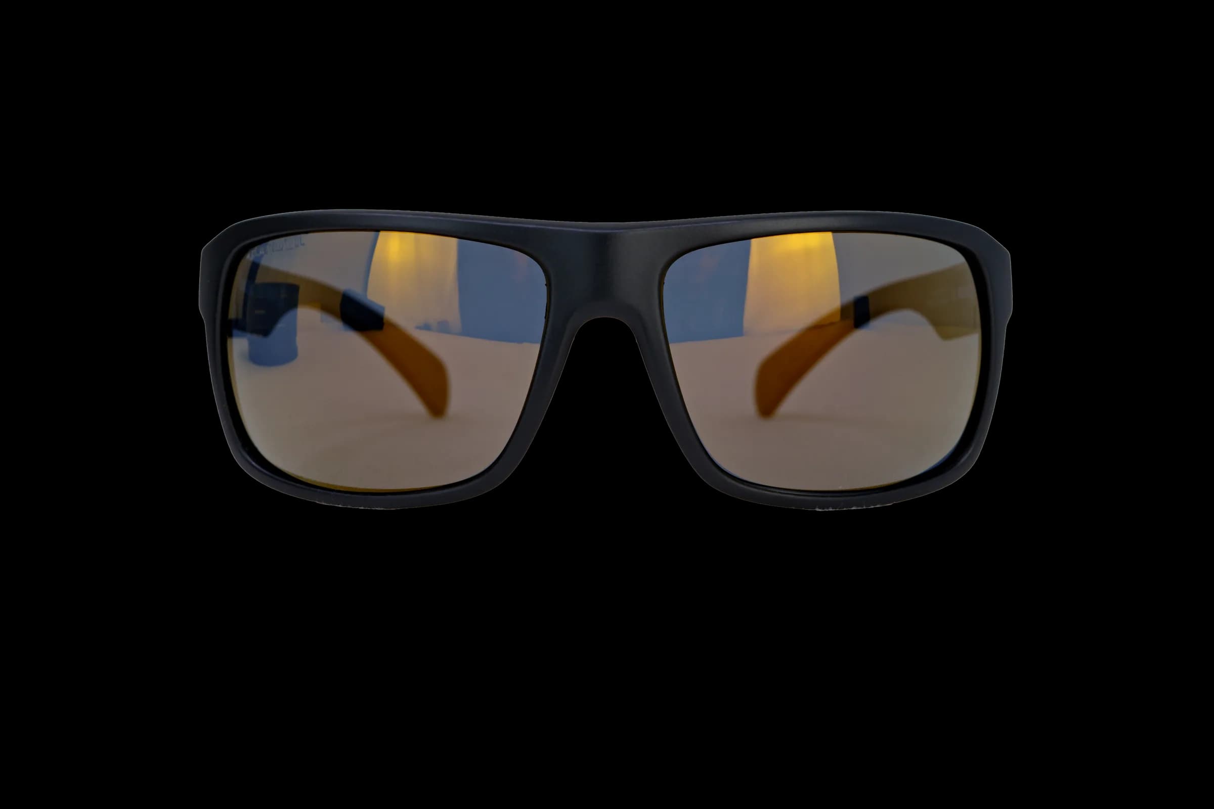 Trevi (Black/Gold)